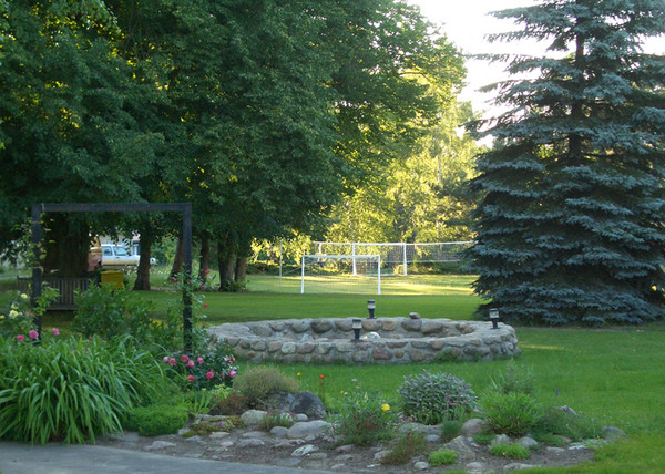 Garten mit Spielwiese